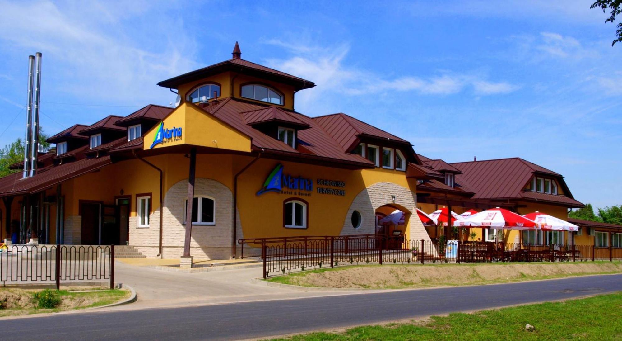 Hotel Marina Nielisz Exteriör bild